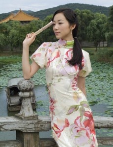 丽人行