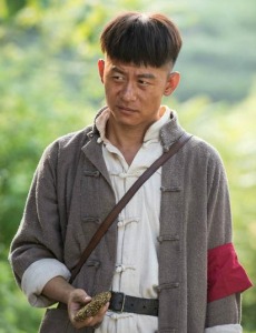 李先念