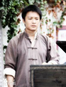 李健龙