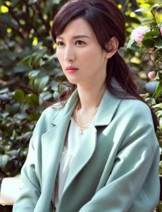 雷蕾