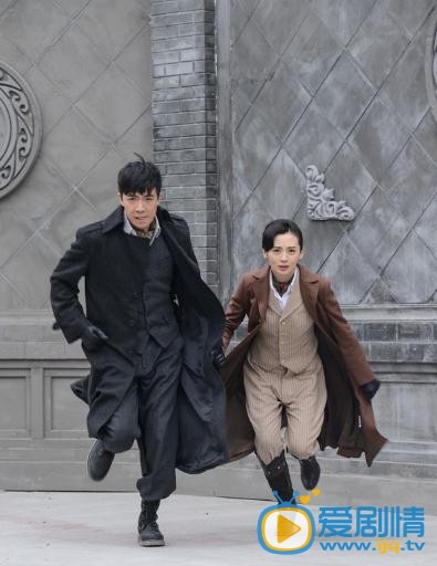 神探亨特詹詹天远剧照 神探亨特詹剧照2