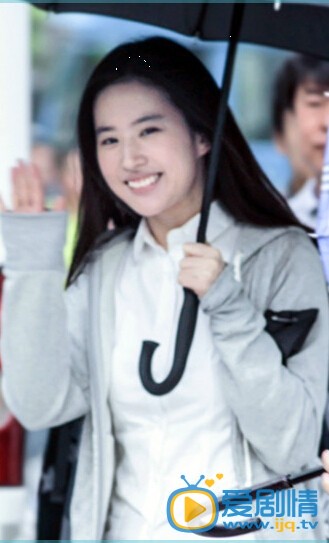 原来你还在这里苏韵锦剧照 原来你还在这里剧照1