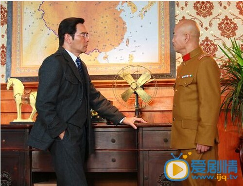末代皇帝传奇爱新觉罗·溥仪（中年）剧照 末代皇帝传奇剧照2