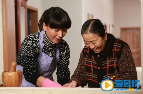 电视剧家有一老演员剧照