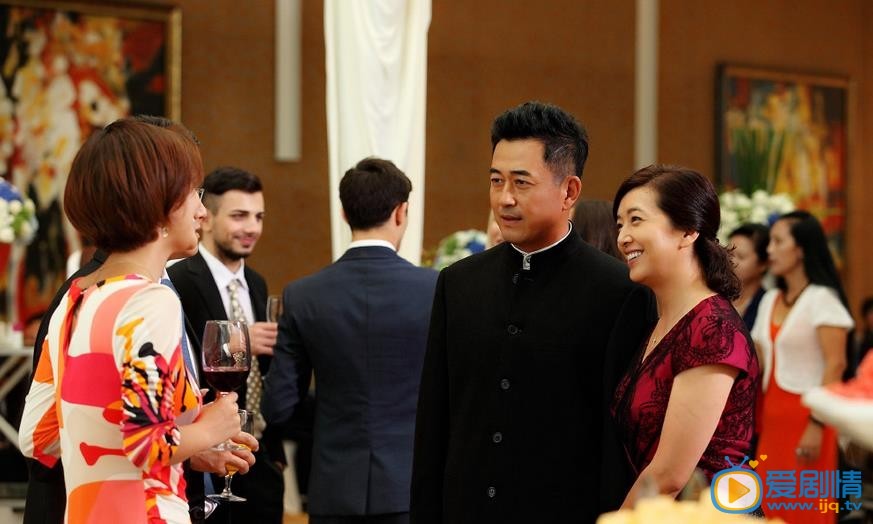 电视剧婚姻时差演员剧照