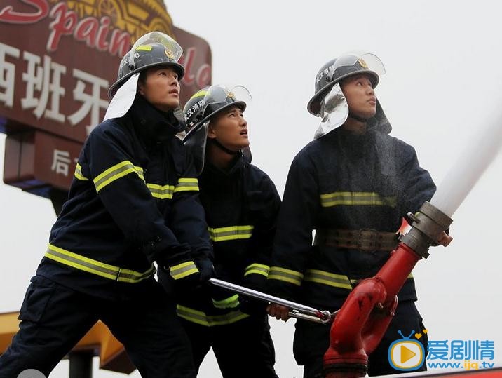 火线英雄梅远剧照 火线英雄剧照2
