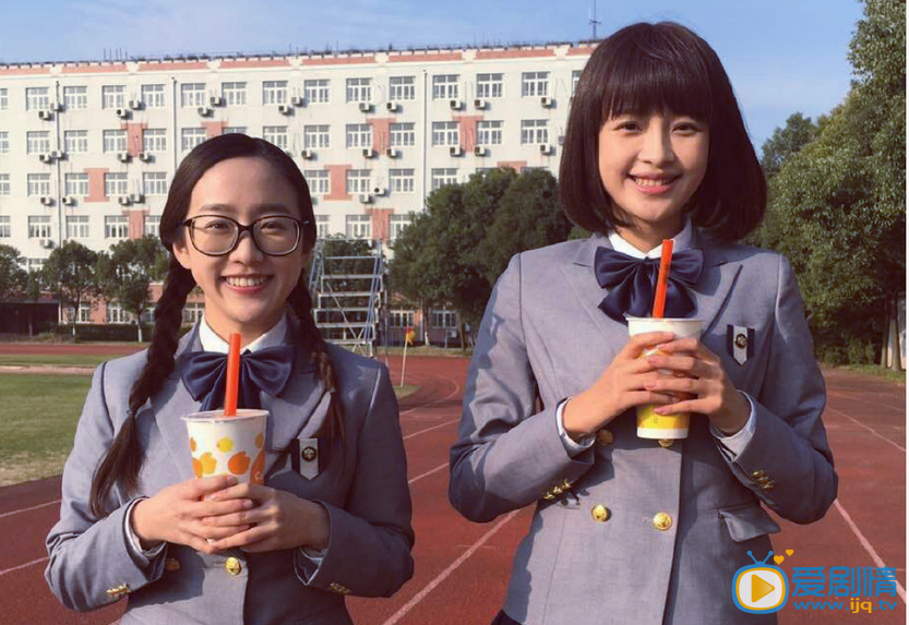 电视剧十五年等待候鸟演员剧照