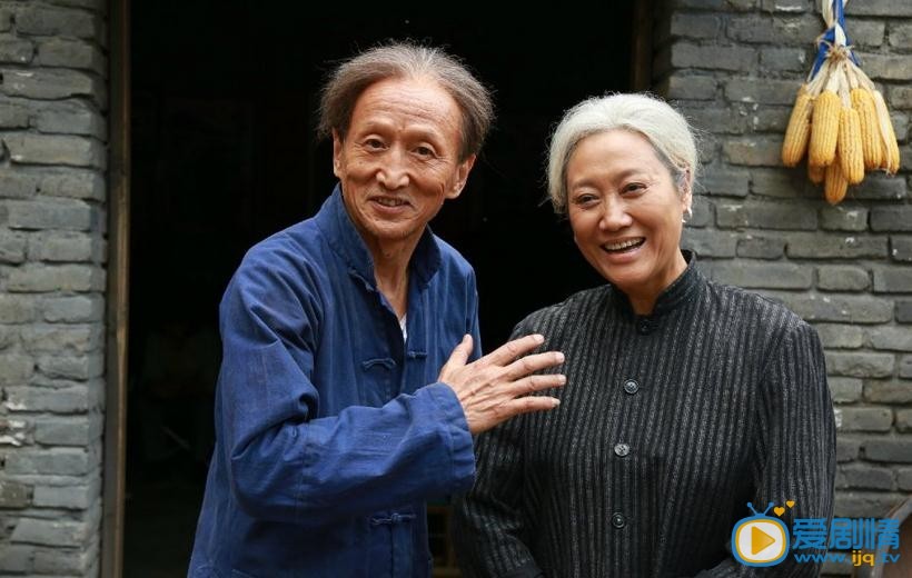 电视剧俺娘田小草演员剧照