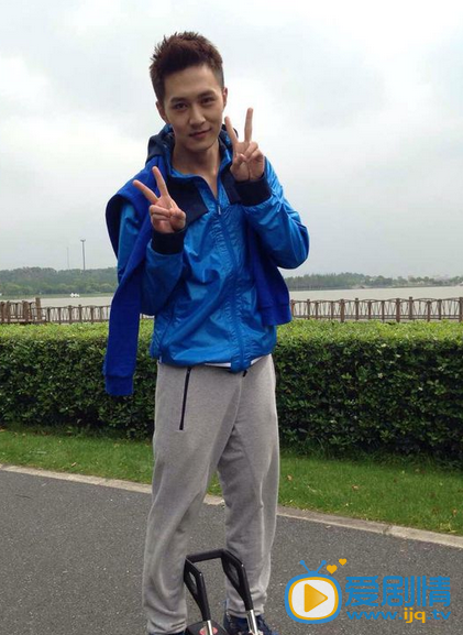 电视剧象牙塔演员剧照