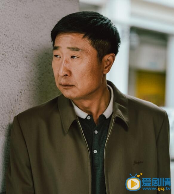 电视剧小镇大法官演员剧照