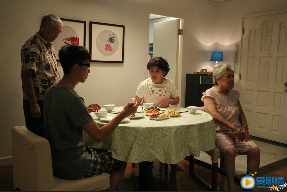 电影妈咪侠剧照