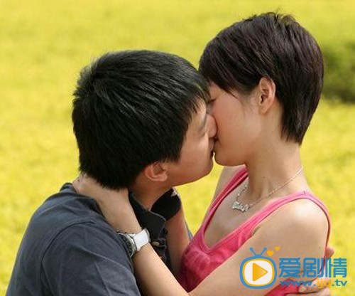 电视剧小中产的幸福剧照
