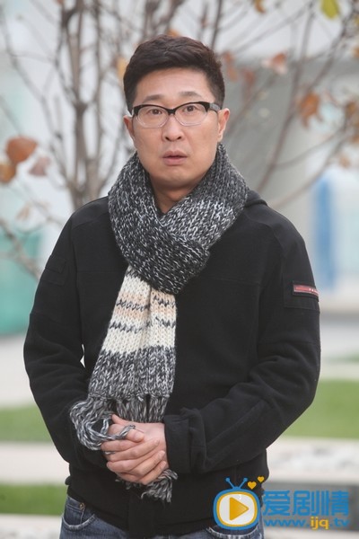 电视剧我爸是单身剧照