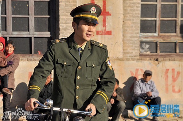 电视剧草帽警察剧照