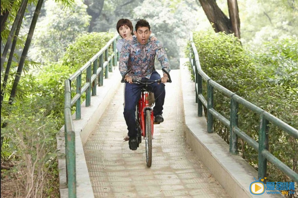电影我的个神啊剧照