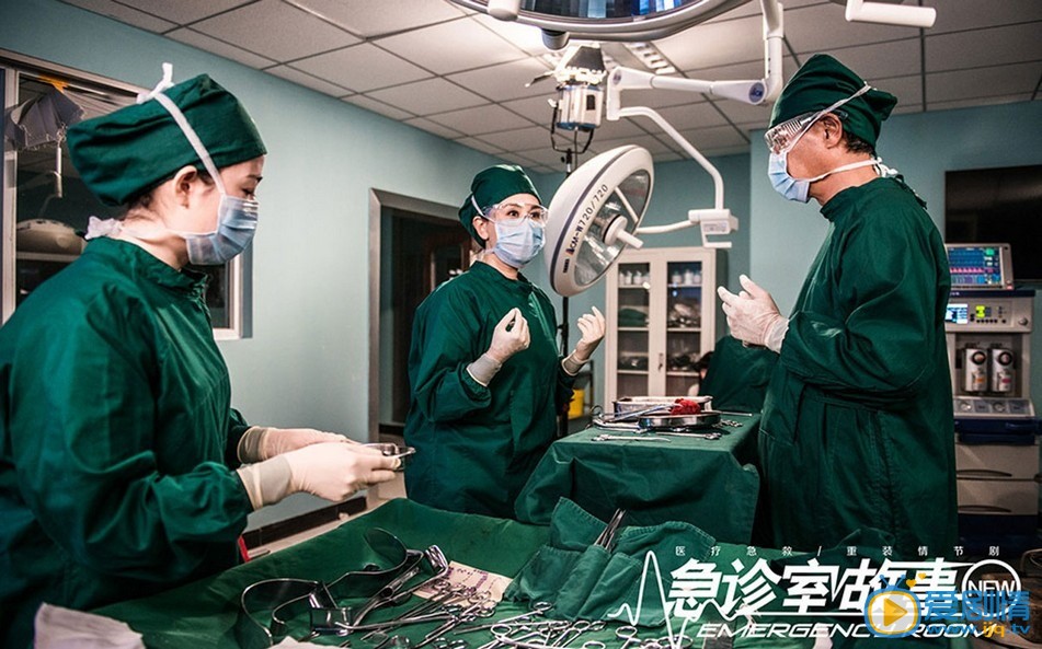 电视剧急诊室故事海报
