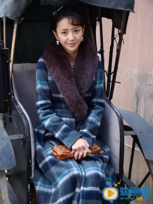电视剧吴川是个黄女孩剧照