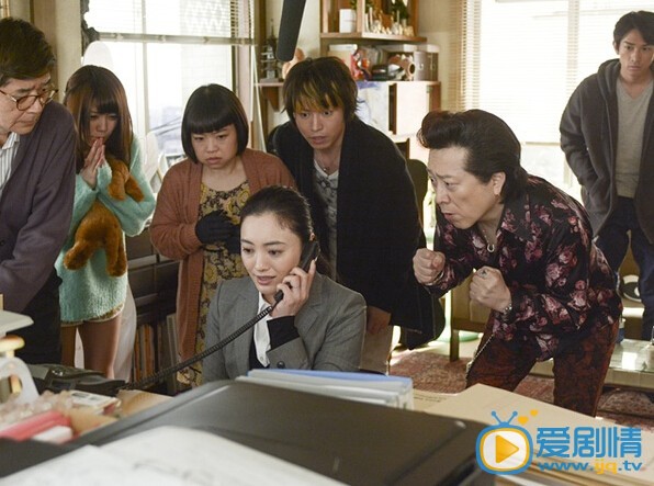 电视剧美女与男子剧照