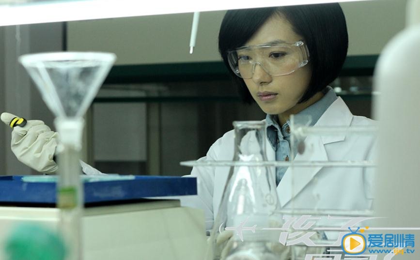 电视剧孩子回国了剧照