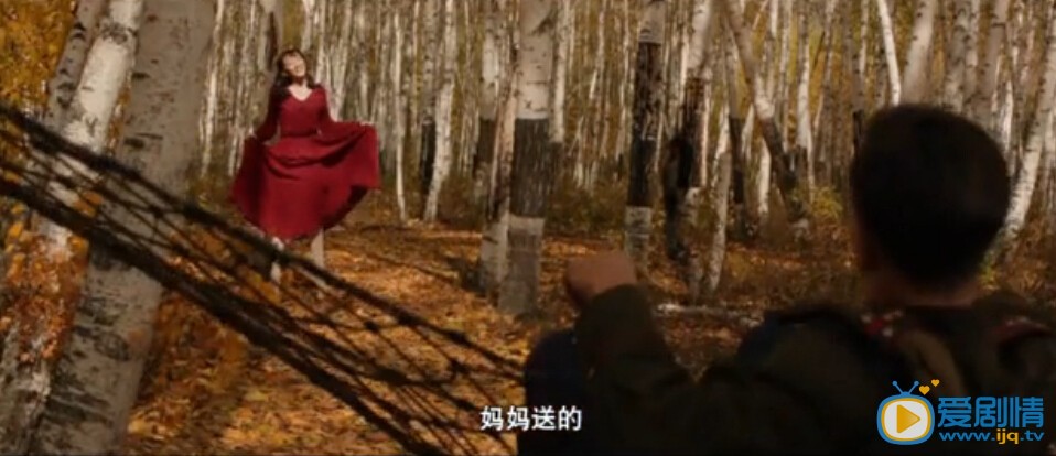 电影战火中的芭蕾剧照