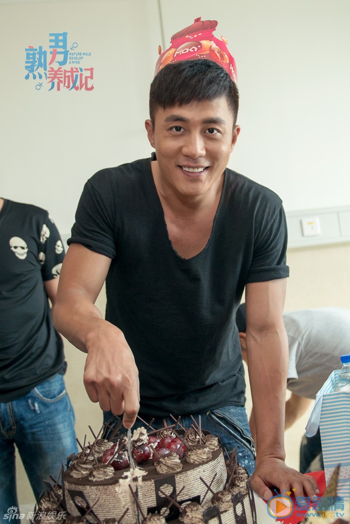 电视剧熟男养成记剧照